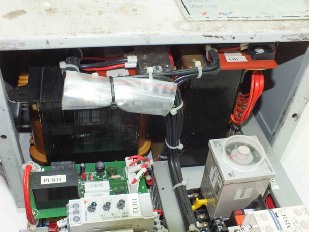 Guann Yinn GY181CD internal view — transformer, capacitor bank, PCB assemblies, contactors, and wiring harness