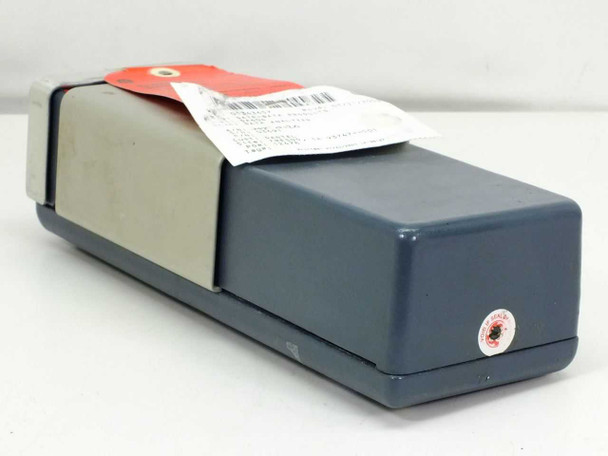 Dantel Data Products DA-404 Data Analyzer top and side view showing gray and blue enclosure with GE Industrial return tag