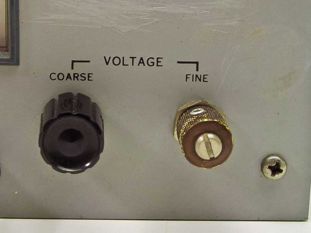HP Harrison 6102A – close-up of VOLTAGE COARSE and FINE adjustment controls on right front panel