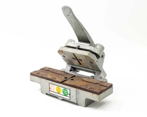 Hollywood Film Company PSC 16 16mm camera support – 3/4 front view showing lever handle, clamping block, and steel rail base