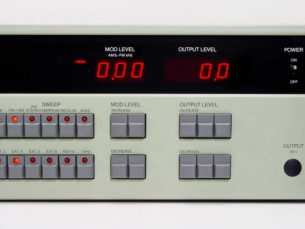 RE 107 Synthesized Signal Generator front panel right section — MOD LEVEL and OUTPUT LEVEL LED displays, SWEEP mode buttons (NARROW/MEDIUM/WIDE), MOD and OUTPUT LEVEL controls, POWER ON/OFF LEDs, 50-ohm OUTPUT BNC connector