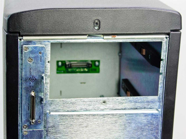 StorCase S10A114 — interior detail showing SCSI interface board with 68-pin connector and internal backplane connection