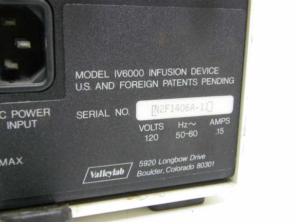 Valleylab IV6000 infusion pump – rear rating plate closeup showing model IV6000, 120V 50-60Hz 0.15A, serial number, and Valleylab Boulder CO address