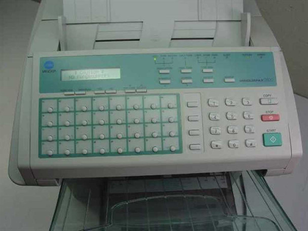 Minolta MinoltaFax 2800 front control panel close-up showing LCD display reading message, full alphanumeric keyboard, speed-dial keys, and function buttons including Copy, Stop, and Start