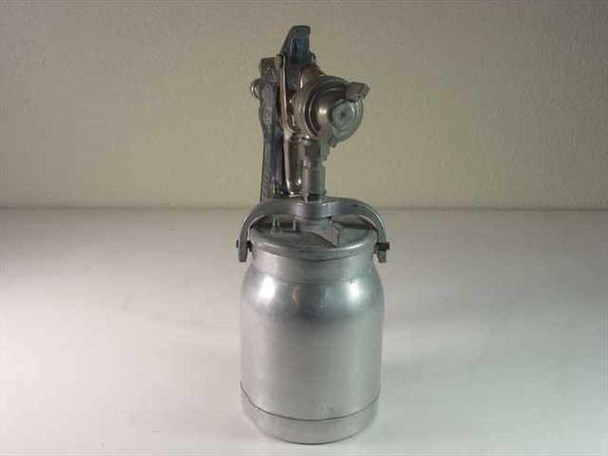 Allied Pneumatic paint spray gun with 1-quart aluminum siphon cup — front three-quarter view