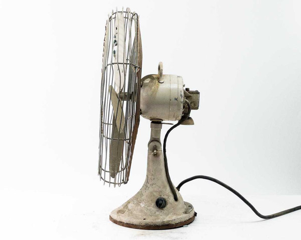 Robbins & Myers Inc CG16 1/2-35 Vintage Electric Fan 16.5" - Powers On, AS IS