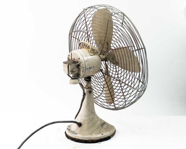 Robbins & Myers Inc CG16 1/2-35 Vintage Electric Fan 16.5" - Powers On, AS IS