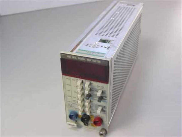 Tektronix DM 501A Digital Multimeter Plug-In -AS-IS / FOR PARTS