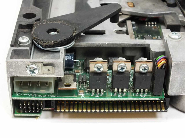 Archive 2150L tape drive – closeup of QIC-02 interface PCB showing Archive Corp copyright 1983, 50-pin QIC edge connector, 4-pin power connector, and three power transistors with wiring harness
