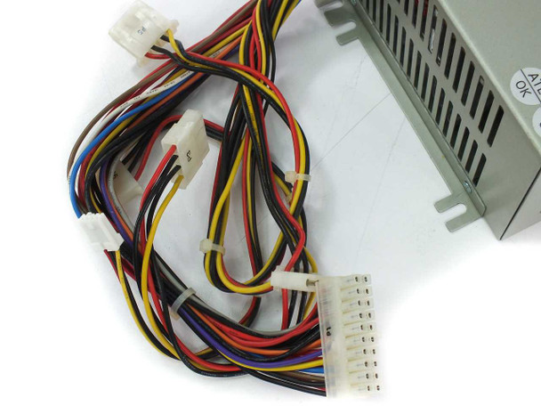Dell PS-5231-1 ATX power supply – close-up of 20-pin main connector and peripheral power connectors