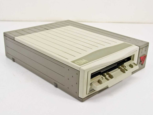 DYNATEK CDM240YSD CD-RW in SCSI Enclosure