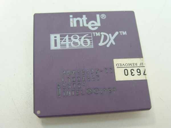 Intel SX729 486DX/33 CPU A80486DX-33