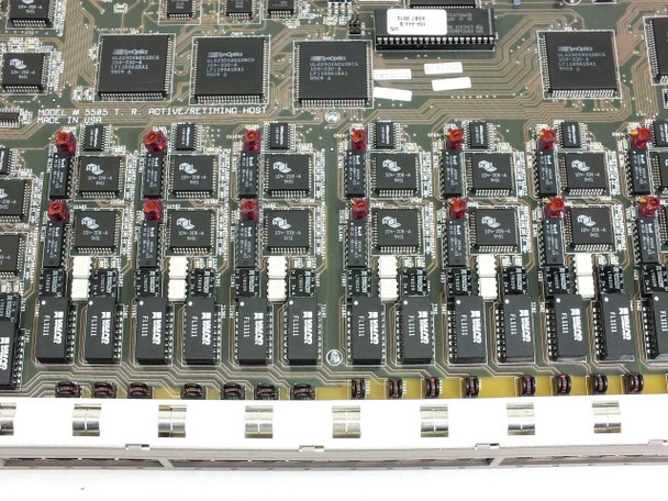 Bay Networks 5505P PCB detail – silkscreen reads 'HDB T.R. ACTIVE/RETIMING HOST'; multiple SynOptics ICs and red capacitors visible