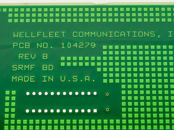 Wellfleet Communications SRMF 104276 – PCB silkscreen showing PCB No. 104279, Rev B, SRMF BD, Made in U.S.A.