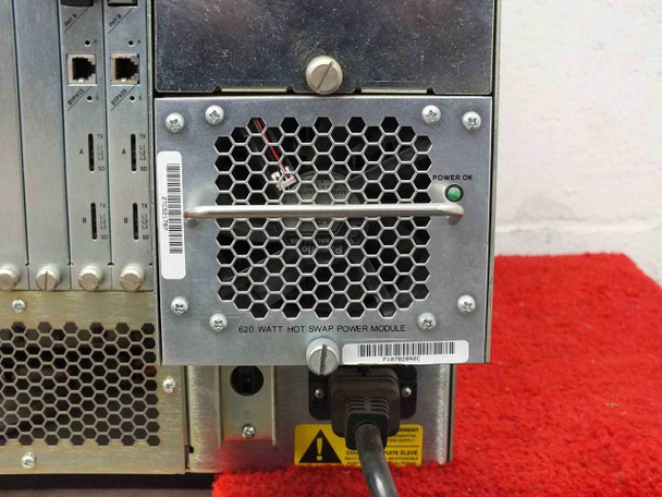 Wellfleet 73000 BCN right-side view showing lower 620W hot-swap power module label and attached power cable
