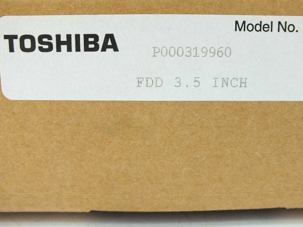 Toshiba floppy drive original box label showing model number P000319960 and FDD 3.5 INCH designation