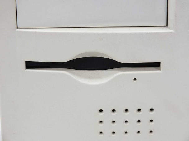 Power Computing Corp. Power/Tower Pro 225 Apple Clone, 225/45 MHz Processor, 3.2 GB HHD, 128 MB RAM, Tower