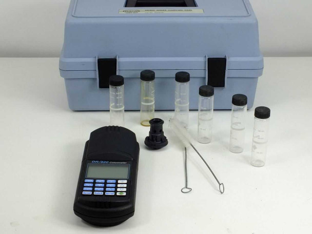 Hach 48440-60 DR/820 Portable Colorimeter with Case