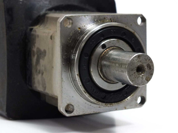 Apex Dynamics AB042-S2-P2 planetary gear head output shaft and face plate – close-up showing 13mm shaft and bearing housing