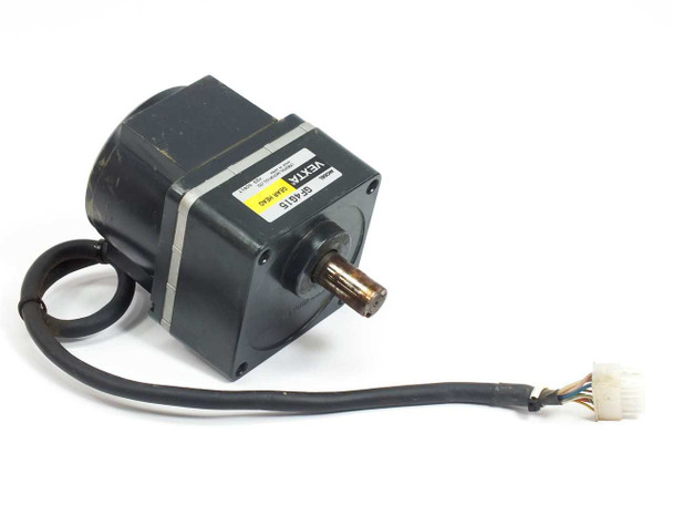 Oriental Motor Vexta FBLM440C-GF brushless DC motor with GF4G15 gear head – side view showing output shaft