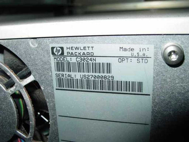 HP C3024N HP6000 SCSI SE Hard Drive Array — close-up of rear label confirming model C3024N, serial US27000829, Made in USA