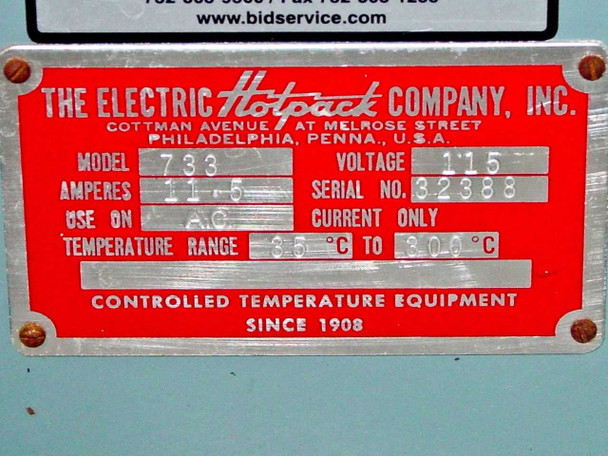 Hotpack Model 733 red nameplate — shows model, 115V, 11.5A, serial number 32383, temp range 35°C to 300°C, Philadelphia PA USA