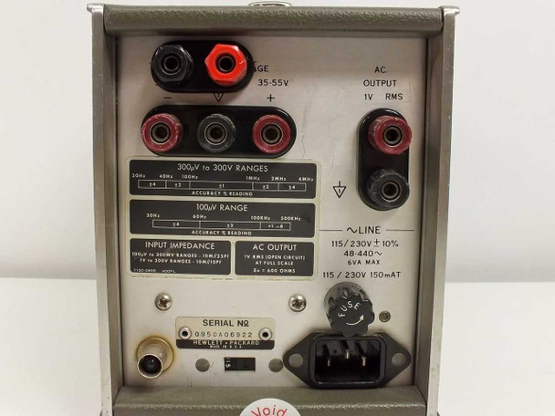 HP 400FL AC Voltmeter – rear panel close-up showing LINE voltage label (115/230V ±10%, 48–440Hz, 6VA), IEC inlet, and serial number plate