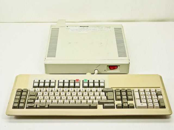 Fujitsu FACOM6682A Terminal Workstation with Keyboard