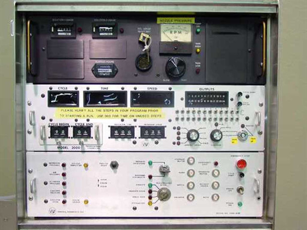 FSI 2134N integrated control panel — Model 2000 programmable cycle controller with RPM gauge, cycle/time/speed displays, and output step panel