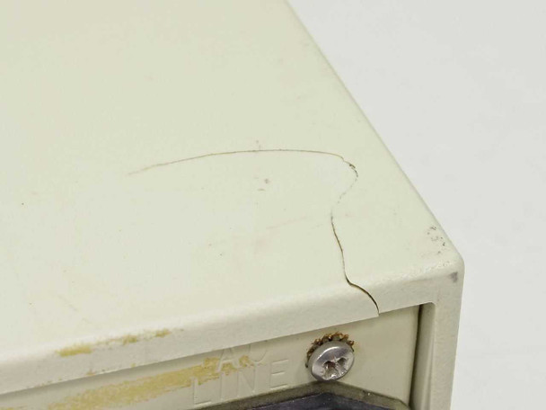 HP 9121D top-right corner showing crack in the plastic case top and surface wear