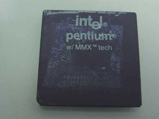 Intel Pentium MMX SL27K A80503166 166MHz CPU — top view showing Intel Pentium w/MMX tech logo