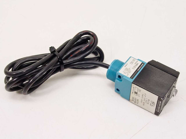 Honeywell Micro Switch MPC6 MPW11 infrared photoelectric sensor — full unit overview with coiled black cable