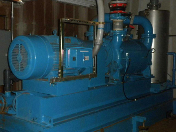 SIHI LPH 85353 liquid ring vacuum pump skid — 3/4 front view showing Siemens motor (left), pump body (center), and separator vessel (right) on blue anti-vibration skid