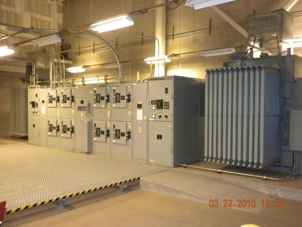 GE Industrial Systems 2500KVA Double Ended Substation Electrical Switchgear 1247