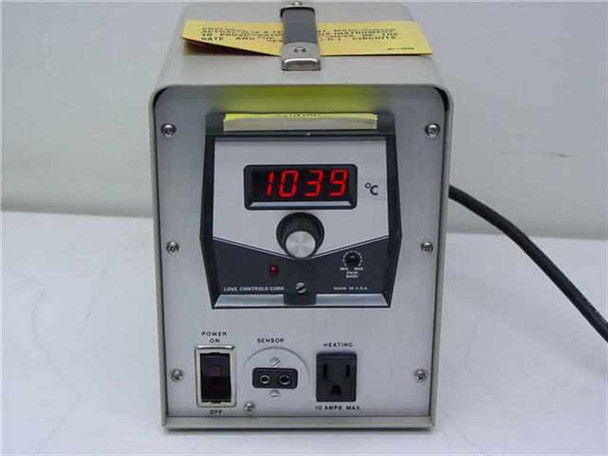 Dwyer / Love Controls Corp. 451, 452 Digital Temperature Controller w/ Thermouple Socke