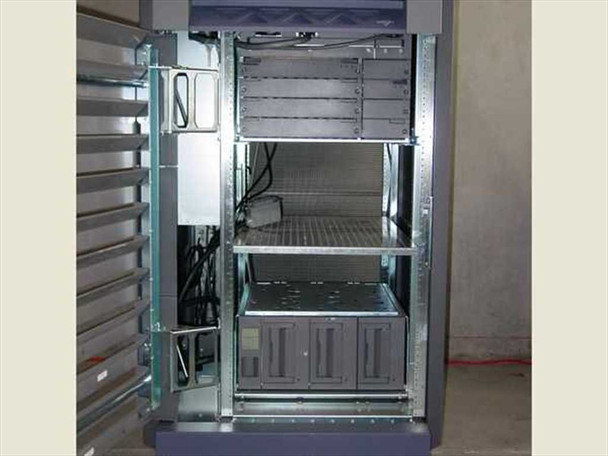 Sun Ultra Enterprise 5000 – internal chassis view with side door open showing drive trays, boards, and cabling
