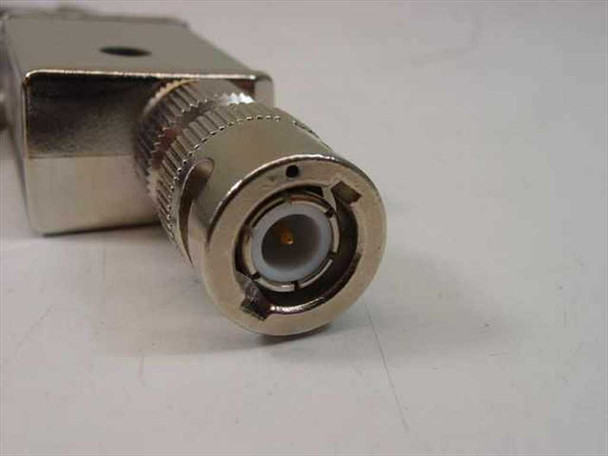 HP 10432A probe — close-up of BNC male connector on compensator body
