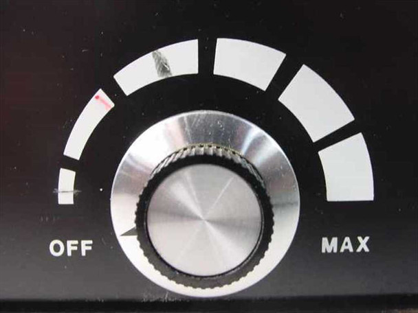 A.G. Heinze DL-150 Dyna Lite 150 — closeup of variable rotary intensity control knob showing OFF to MAX range, with light surface wear on knob face