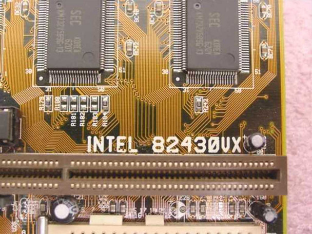 Intel 82430VX Intel 82430VX Socket 7 System Board