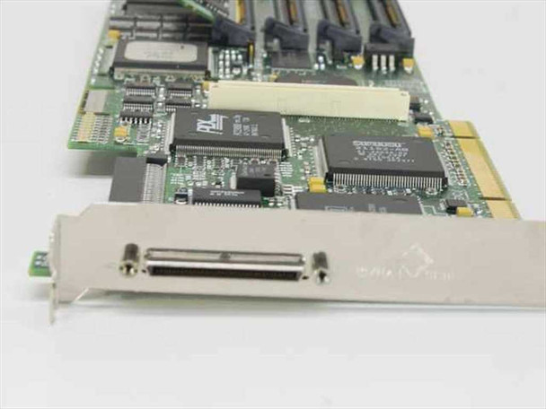 DPT PM3754U2 SmartRAID V — close-up of VHDCI 68-pin external SCSI connector and bracket, with main controller IC and cache chips visible