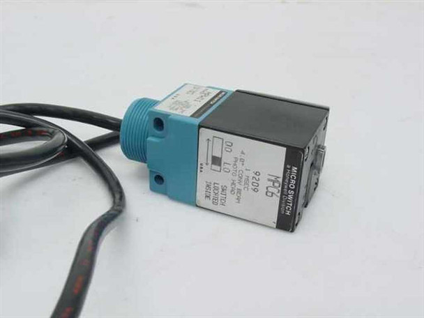 Micro Switch MPC6 MPW11 infrared photoelectric sensor — side view showing label with model MPC6, part number 9209, and DO/LO indicator diagram