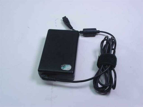 IBM 85G6704 AC Adaptor 16VDC 2.2A