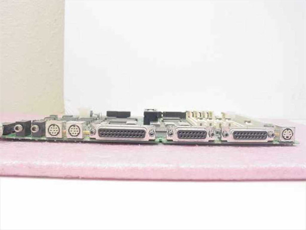 Apple 820-0301 Macintosh II Si System Board / Motherboard