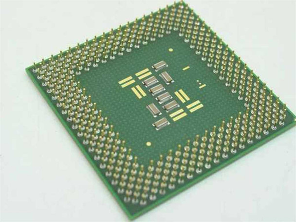 Intel Celeron SL5EB 800MHz PGA370 CPU — bottom view showing full PGA370 pin array in good condition