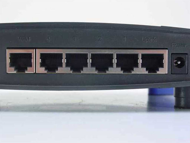 Linksys BEFSR41 rear port detail – WAN, ports 4-3-2-1, Uplink, and DC power jack