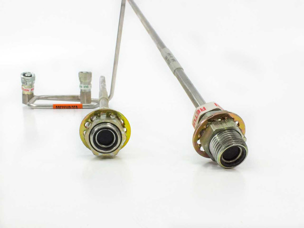 CTI Cryogenics 8143143 — close-up of Aeroquip 5400-S5-4 and 5400-S2-4 quick-disconnect coupling faces showing male and female ends with yellow and orange identification rings
