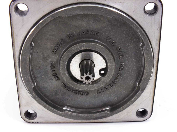 Oriental Motor 1989-344-Q1 induction motor – face-on view of flange mount plate showing 10-tooth gear shaft and four mounting holes