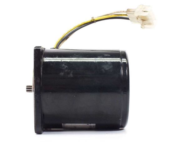 Oriental Motor 1989-344-Q1 Induction Motor 100 VAC 50/60 Hz 6uF 5/16 in Shaft