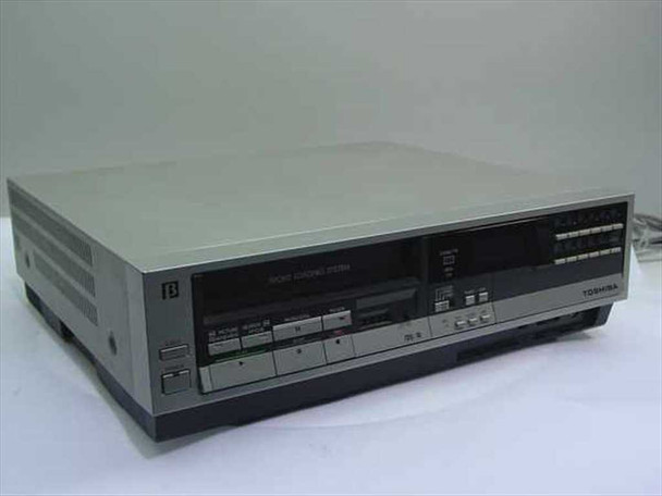 Toshiba V-M40 Beta Video Cassette Recorder AC120V 60Hz 30W