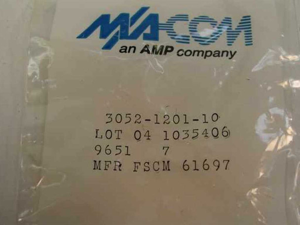 AMP 3052-1201-10 Macom Bulkhead Female N Type Connector